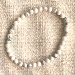 White Howlite - 4mm