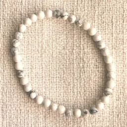 White Howlite - 4mm - Image 2