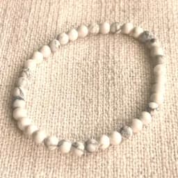 White Howlite - 4mm - Image 6